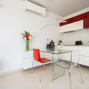 Lidija Apartment